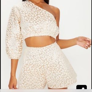 Gold Foil Two piece set. All tags brand new